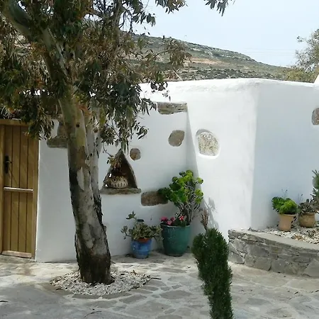 Holiday home Traditional Near Paroikia Agia Irini (Paros)